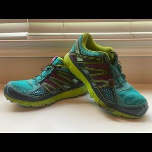 Salomon Running shoes